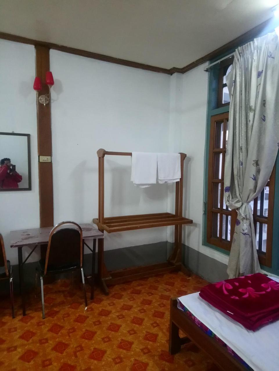 Diamond Star Guest House Nyaung Shwe Extérieur photo